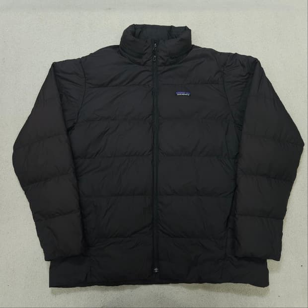 파타고니아 사일런트 패딩 XL