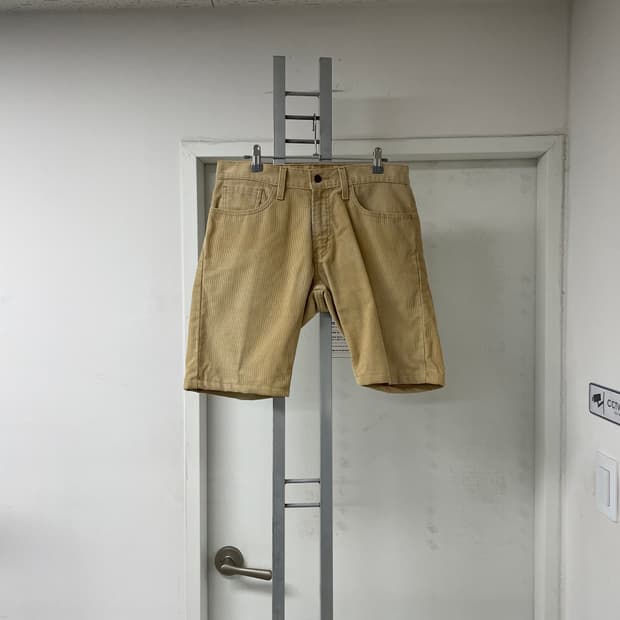 리바이스 코듀로이 반바지 W32