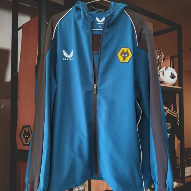 22-23 울버햄튼 공식 트레블 후드 집업 자켓