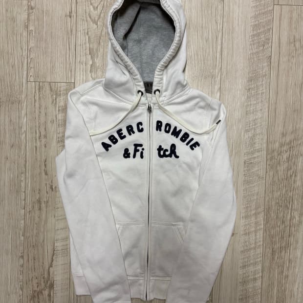 아베크롬비 딱붙핏 후드집업 화이트 s