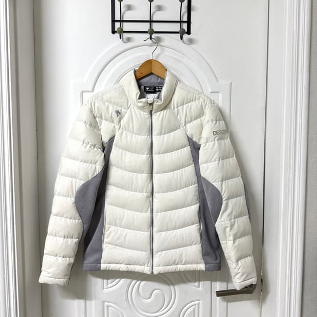 100사이즈 남성 데상트 골프 경량패딩