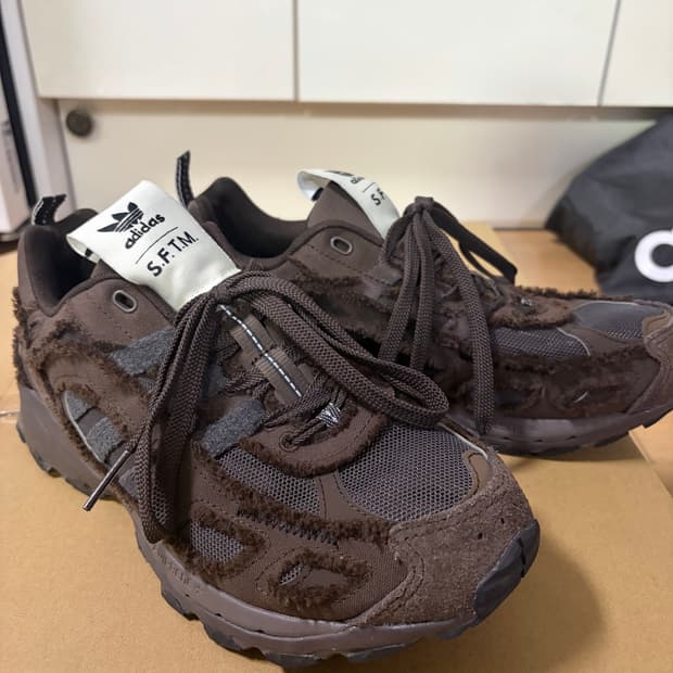 아디다스 송포더뮤트 쉐도우 270