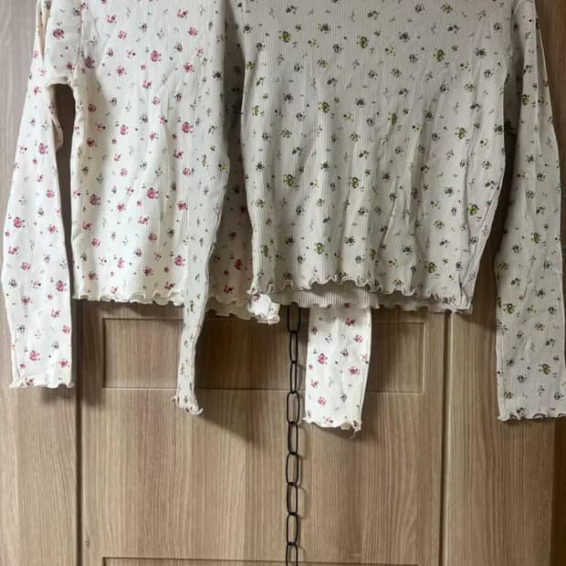 빈티지 플라워패턴 골지짜임 이너티셔츠