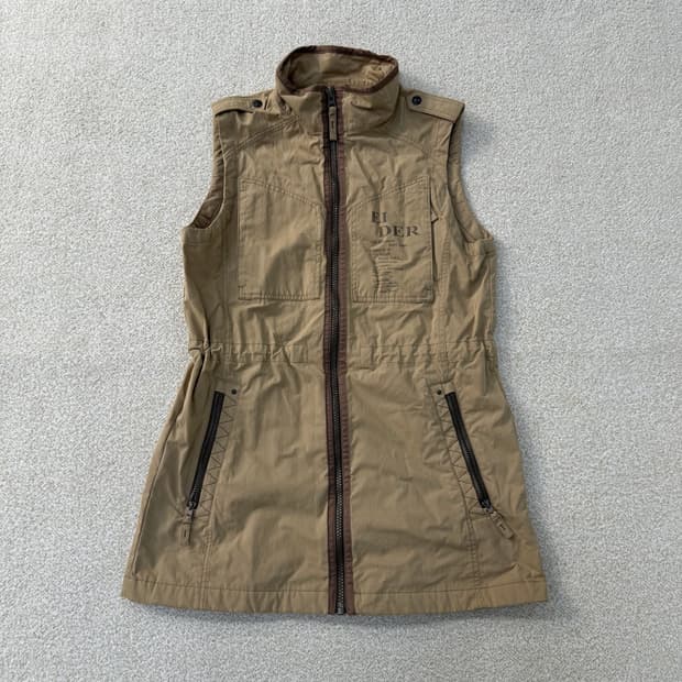 [S] 아이더 여성 카라반 베타 베스트 0114T1