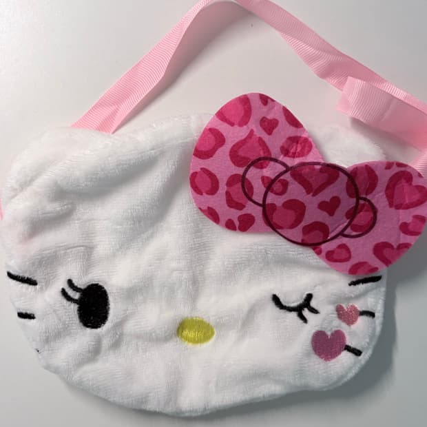 헬로키티 가챠 호피 가방 파우치