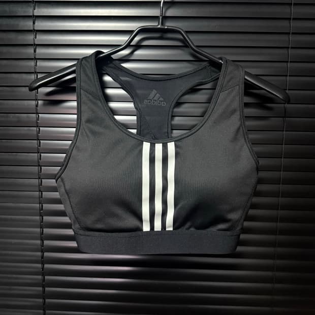 아디다스 삼선 브라탑 요가 헬스 런닝 기능성 트레이닝 xs 나시 슬리브