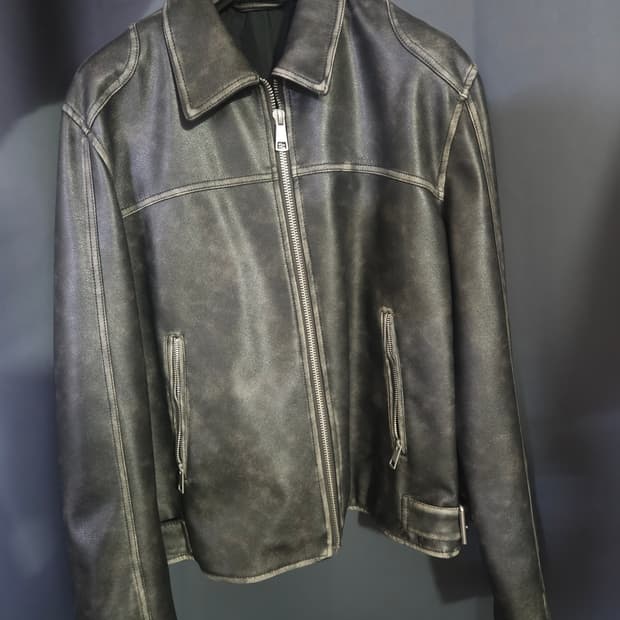 자라 워싱 페이크 레더 점퍼(L)