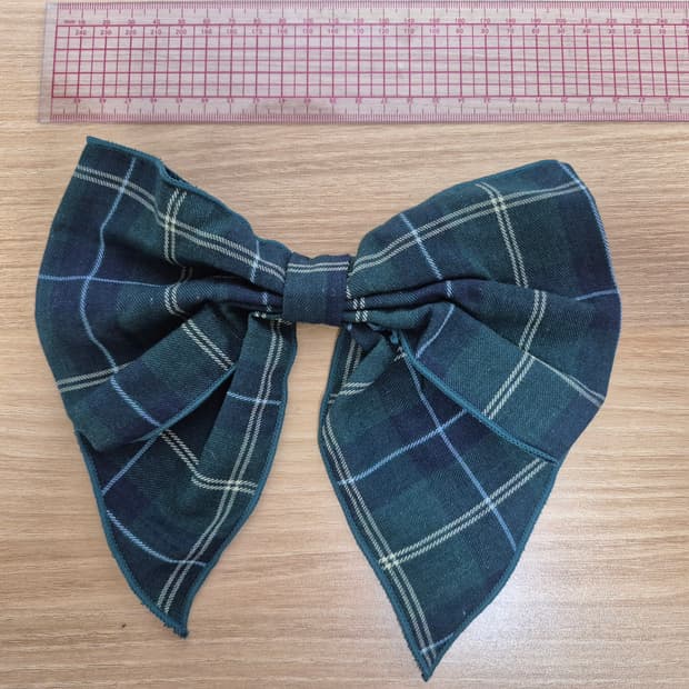 리즈리사 체크무늬 리본브로치 딥그린칼라