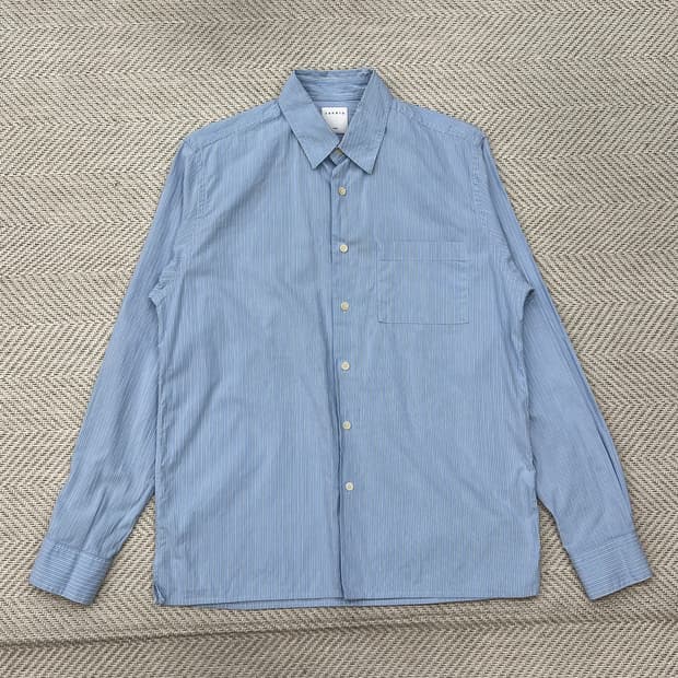 산드로 스트라이프 셔츠 r2326