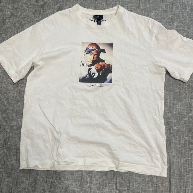 H&M 투팍 반팔티