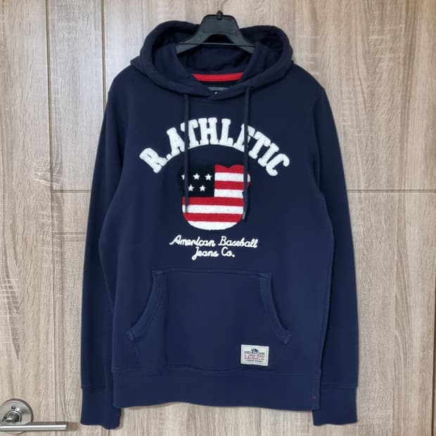 라틀레틱 후드티