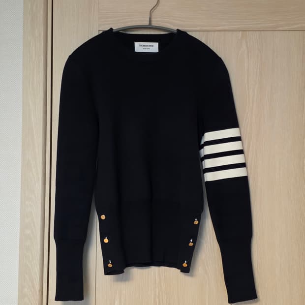 [40사이즈] 톰브라운 밀라노스티치 3버튼 여성 니트 네이비