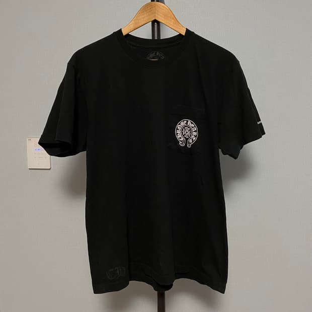 [L] 크롬하츠 홀스슈 로고 포켓 티셔츠 블랙