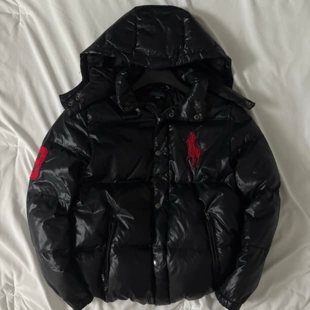 폴로 빅포니 유광 패딩 구해영