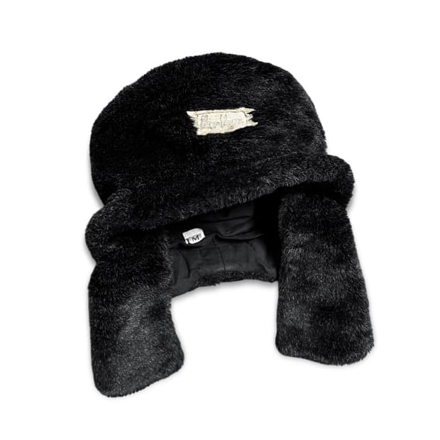 alice auaa rabbit fur hat (1998)