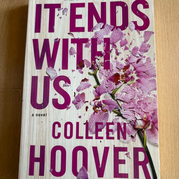 영어책📚 It Ends With Us by Colleen Hoover