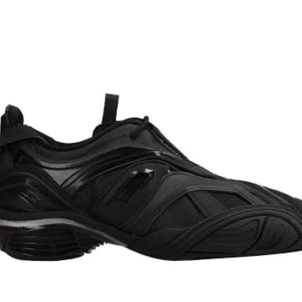 발렌시아가 타이렉스 42 블랙