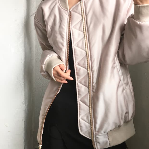 Acne Studios 아크네스튜디오 핑크 새틴 봄버 자켓