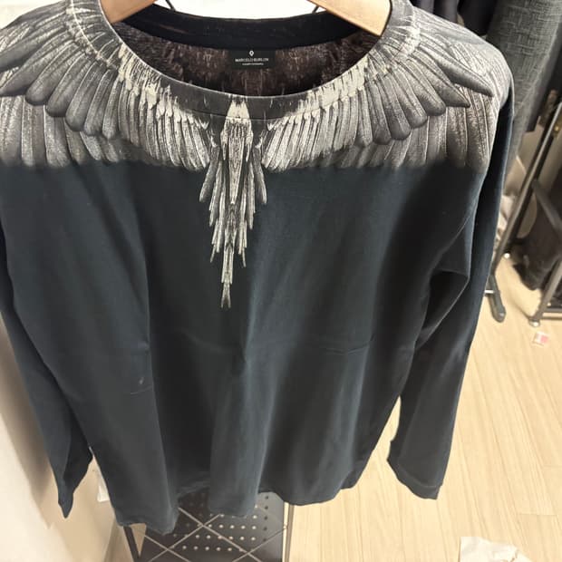 마르셀로불론 롱슬리브