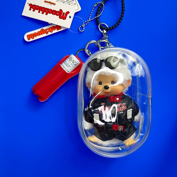 하드케이스 레이서 커스텀몬치치 키링 (유리아쥬 립밤 포함 세트)