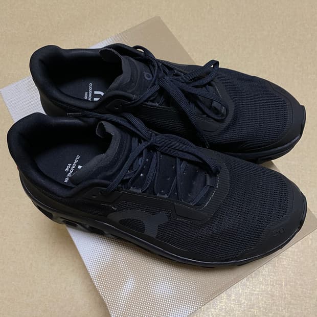 온 클라우드몬스터 보이드 블랙 265mm