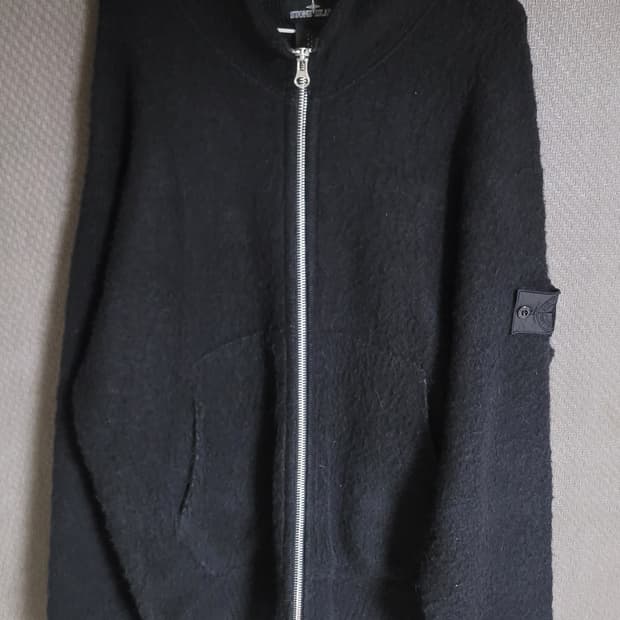 스톤아일랜드 니트 집업