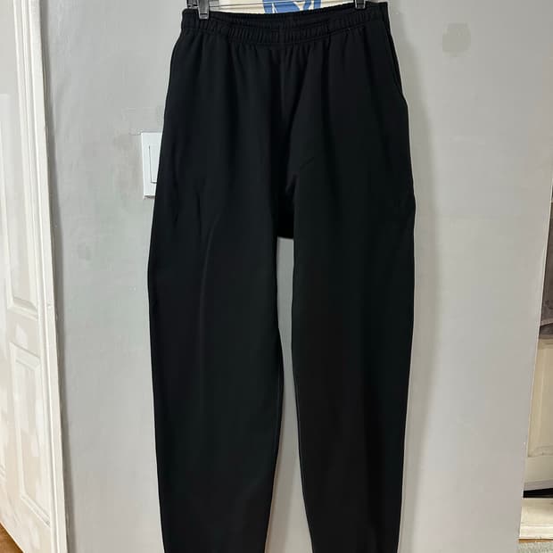 나나미카 24fw 스웻팬츠 36사이즈 블랙
