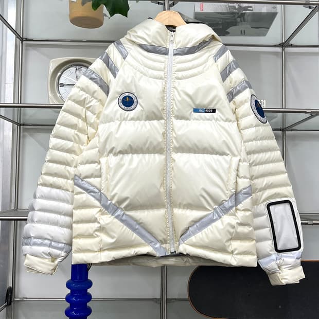 Undercover 18aw 아스트로넛 푸퍼 자켓