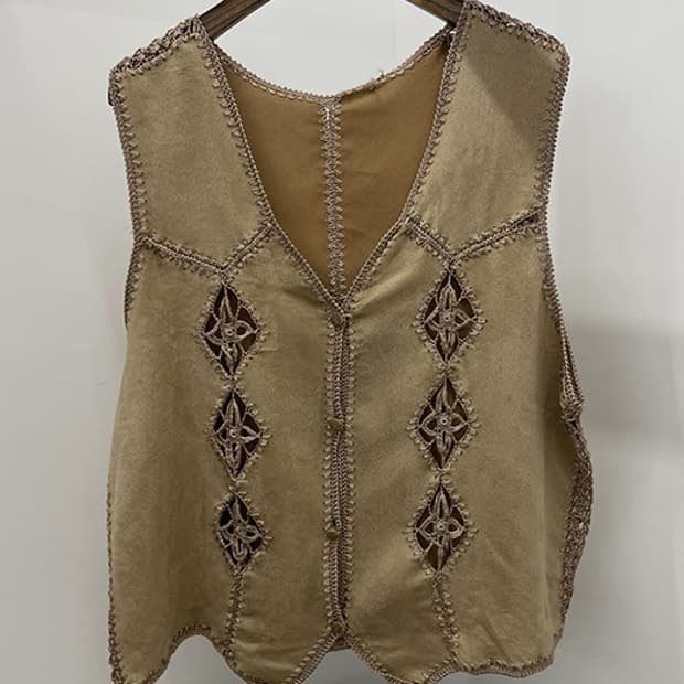 LADIES WEAR (L)