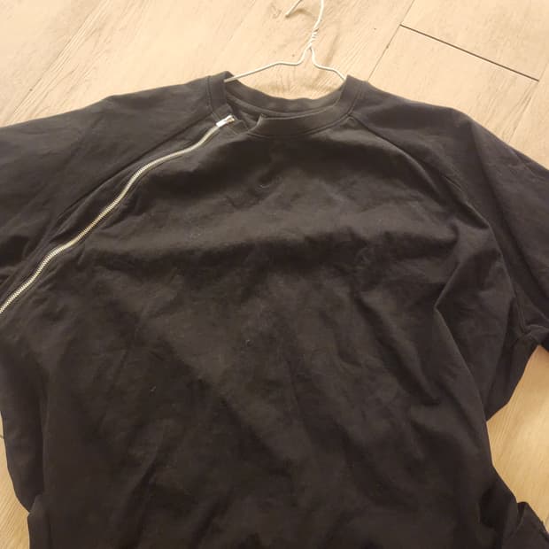 엘리엇 에밀 반팔 m