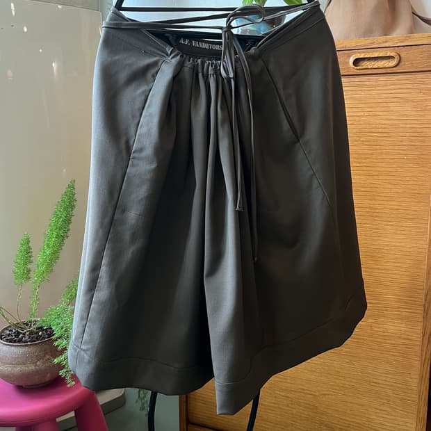 A.F. Vandevorst pleats Skirt ( free )