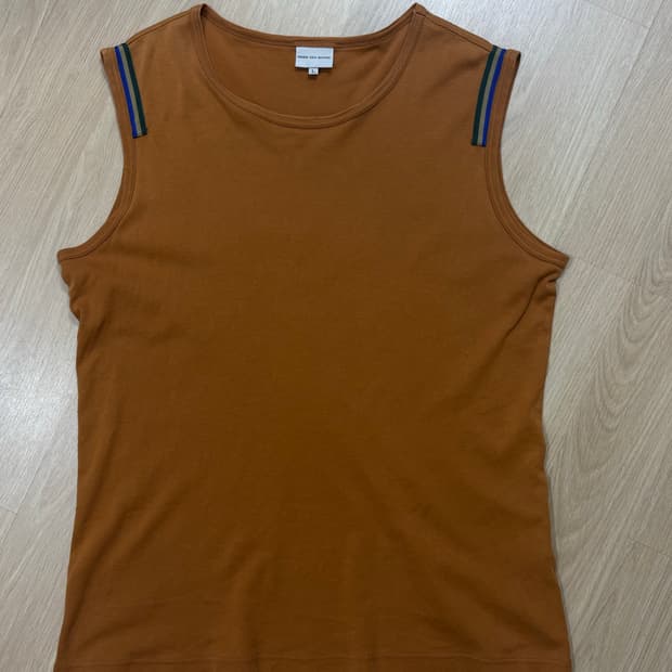 드리스반노튼 슬리브리스