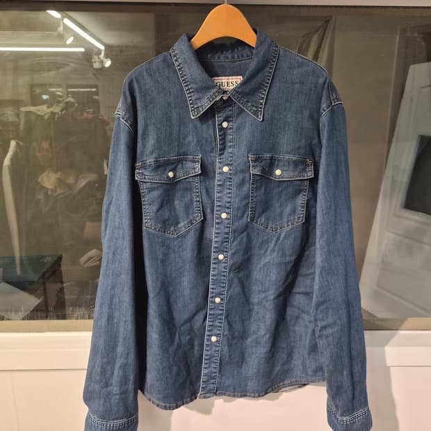 L) GUESS 게스 데님 웨스턴 셔츠 팝니다