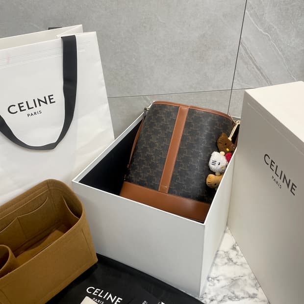 정품 셀린느 버킷백 미듐 