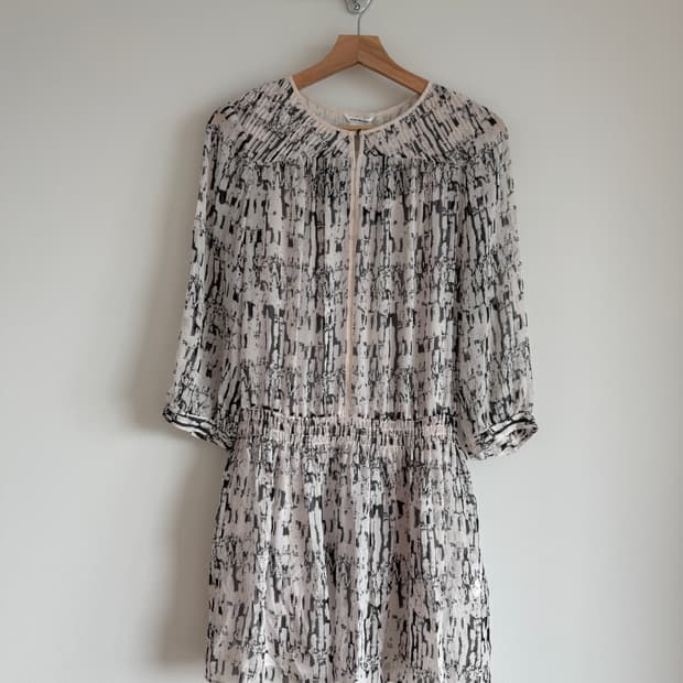 클럽 모나코(CLUB MONACO) 실크 원피스(택 달린 제품)