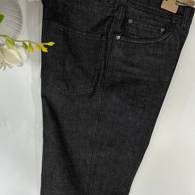 브리오니 스트레이트 블랙 워싱 데님 팬츠 32