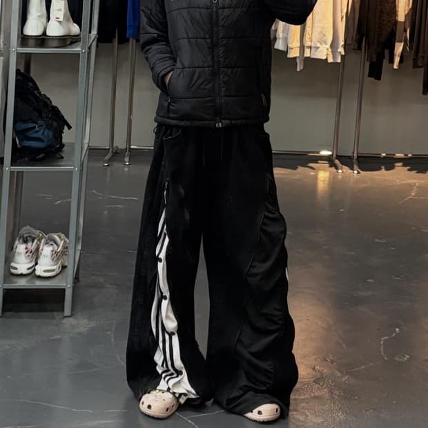 노스페이스 로고 경량 이너 패딩 자켓 A2750