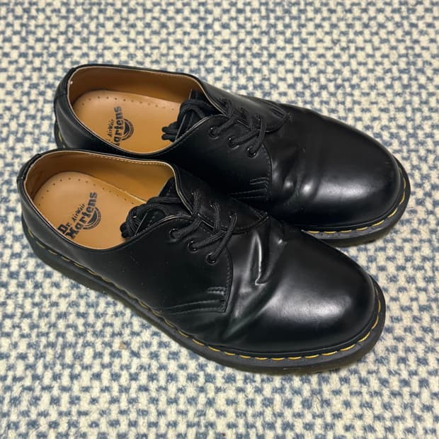 닥터마틴1461 스무스 블랙UK7