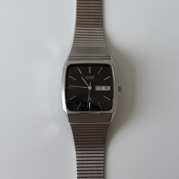 시티즌 1980년대 CQ 블랙 다이얼 스트라이프 실버 쿼츠 남성