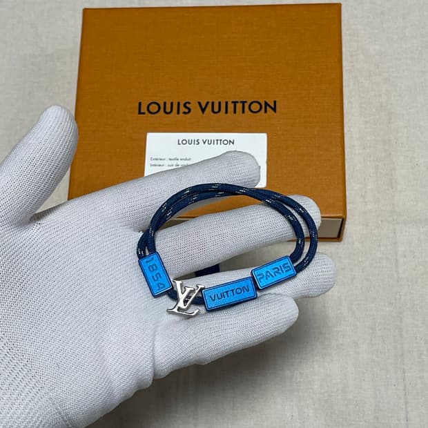 루이비통 LV 로고 나일론 세틀라이트 팔찌 [os]