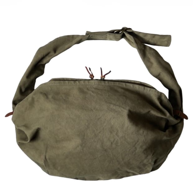 구함) 캐피탈 호보백 스너프킨백