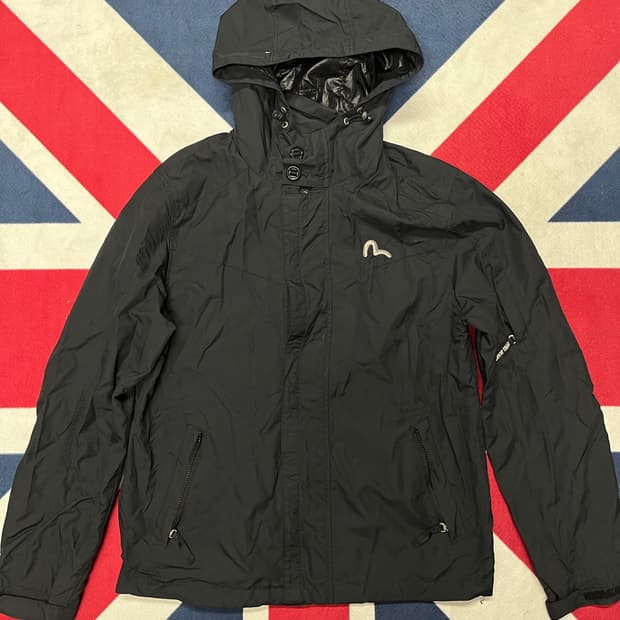 에비수 바람막이 