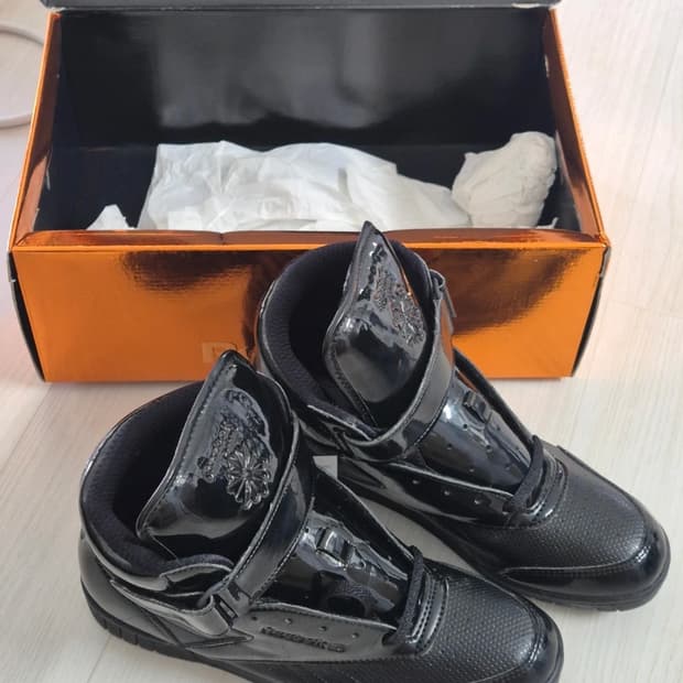 리복 준지 애나멜 하이탑 스니커즈 블랙 260