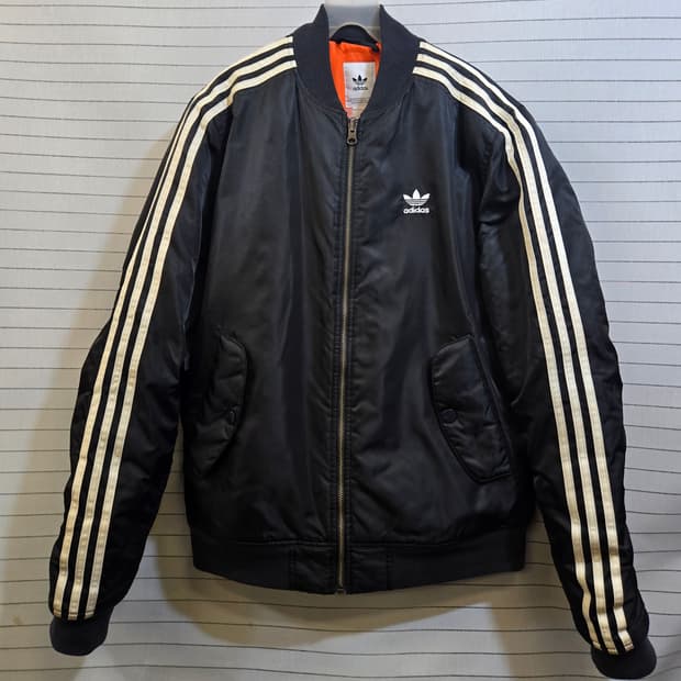 아디다스 삼선 항공 폴리패딩