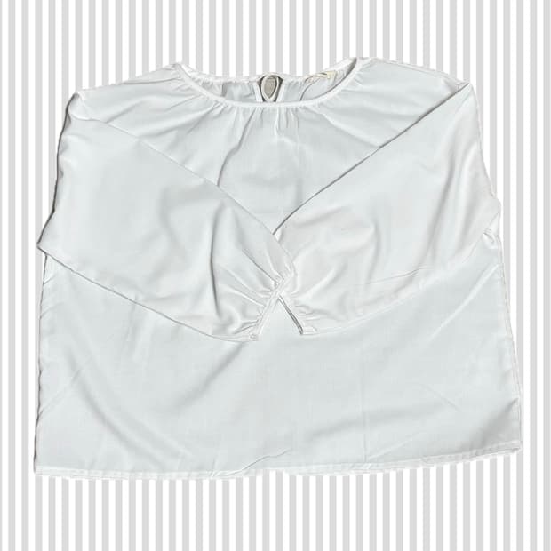 빈티지 화이트 블라우스