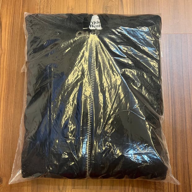 비비안 후드집업