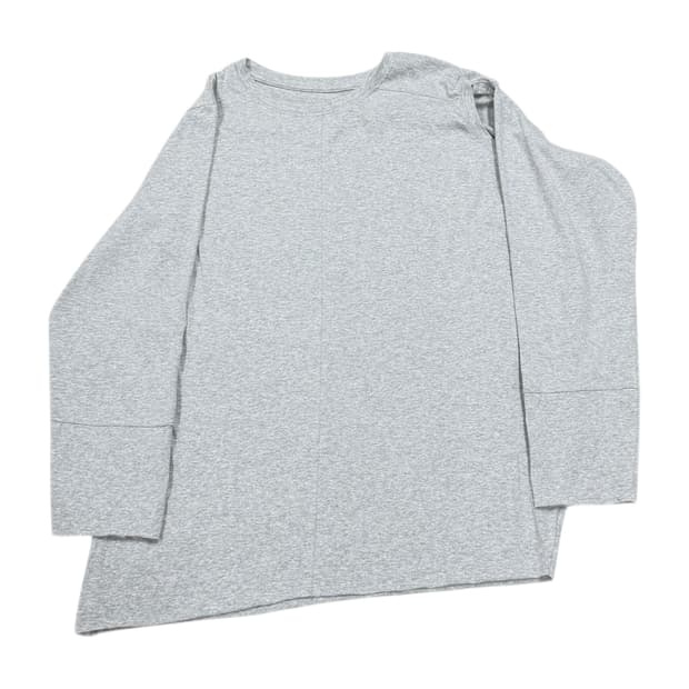 CERRIC 세릭 컷 아웃 블록 슬리브 긴팔 티셔츠 그레이