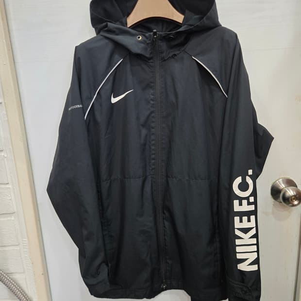 L,100)) NIKE 나이키 점퍼! 디자인 짱 이뻐요!~~