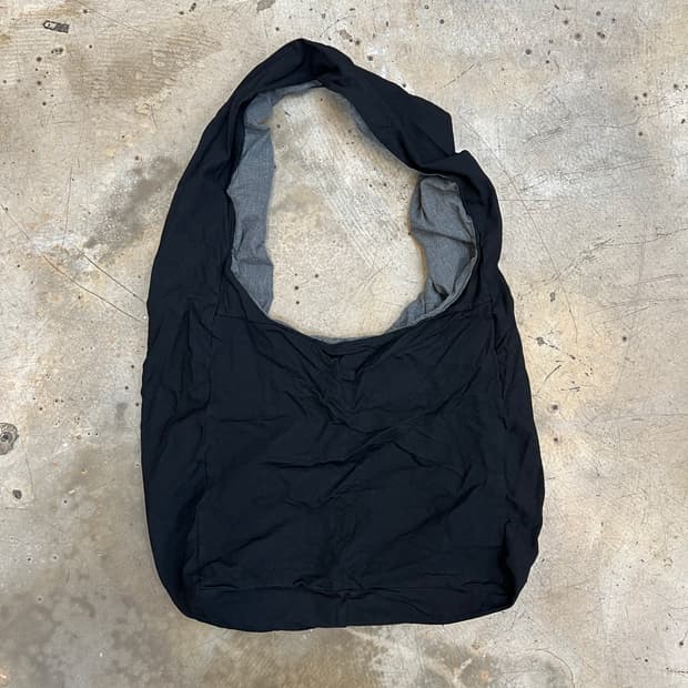 꼼데가르송 축융 리버시블 크로스백