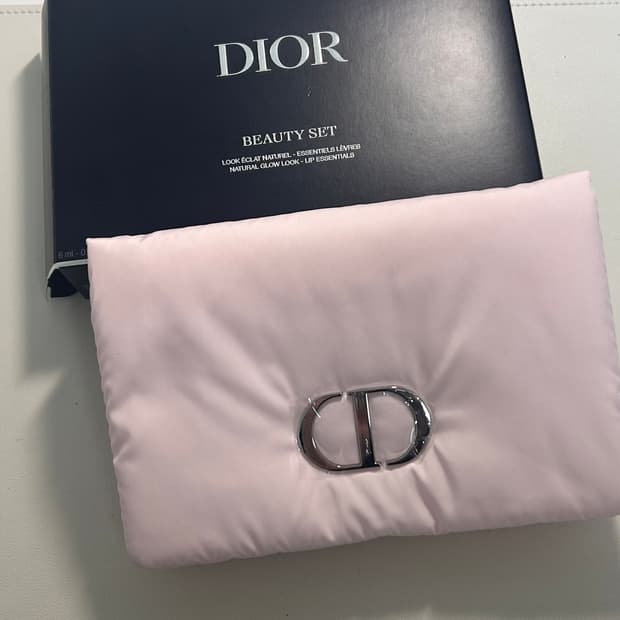 디올 뷰티 핑크 파우치